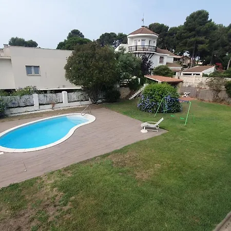 Privada La Pedrereta וילה סאלו